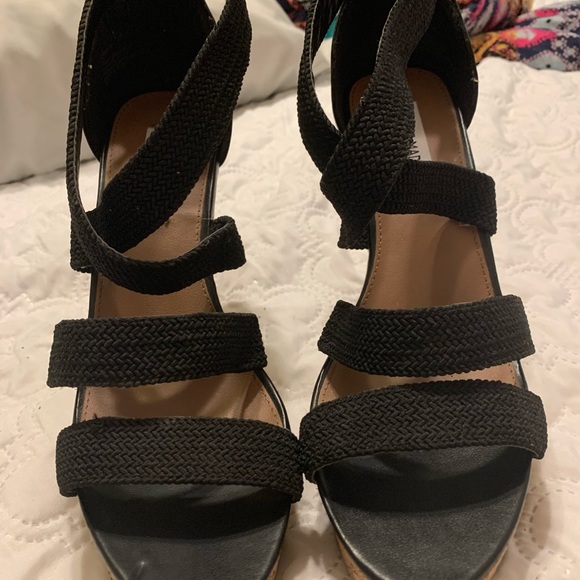 Steve Madden Wedges! - Picture 1 of 6